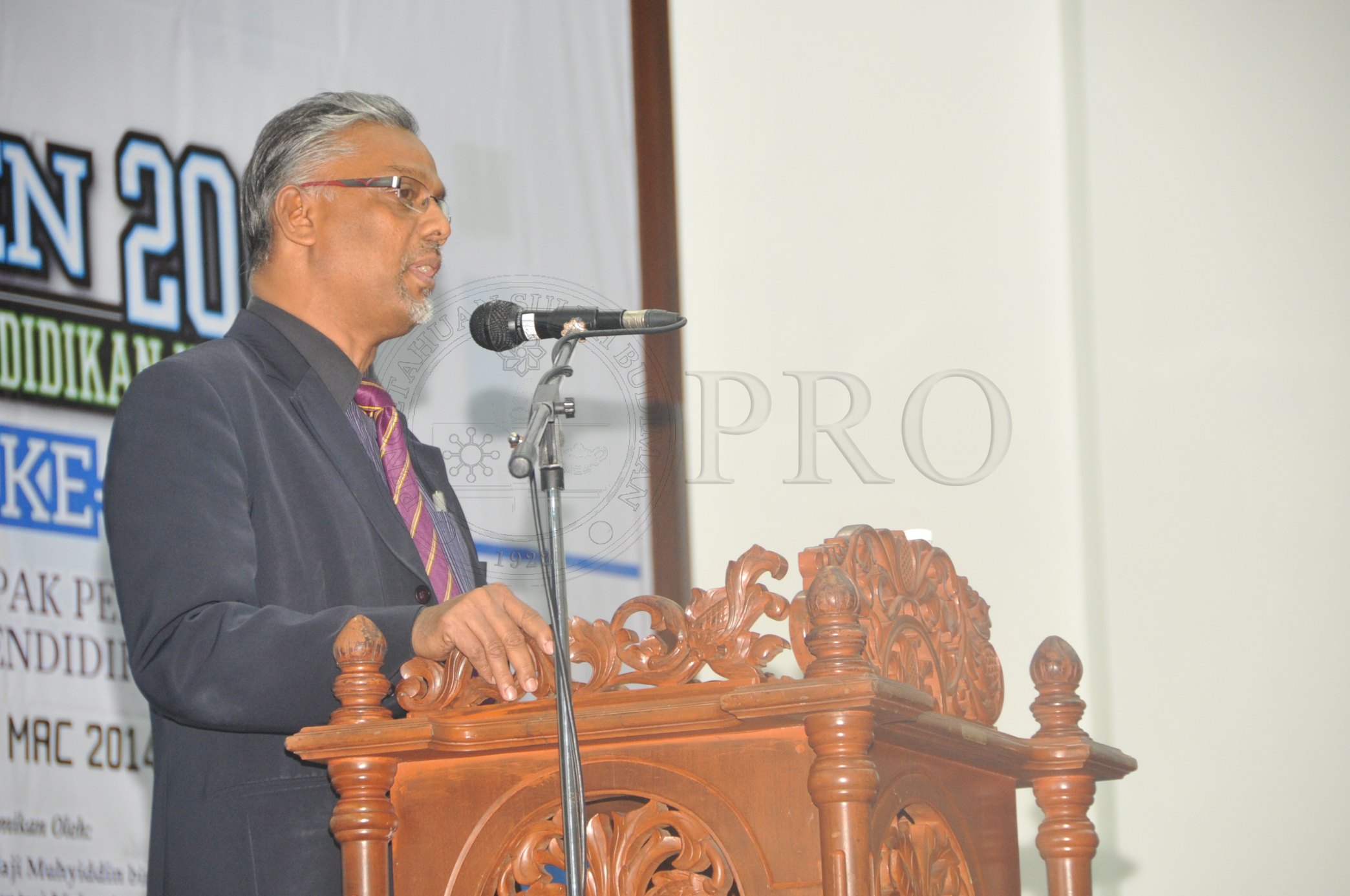 PRO 14 28 KONPEN PRO 6972